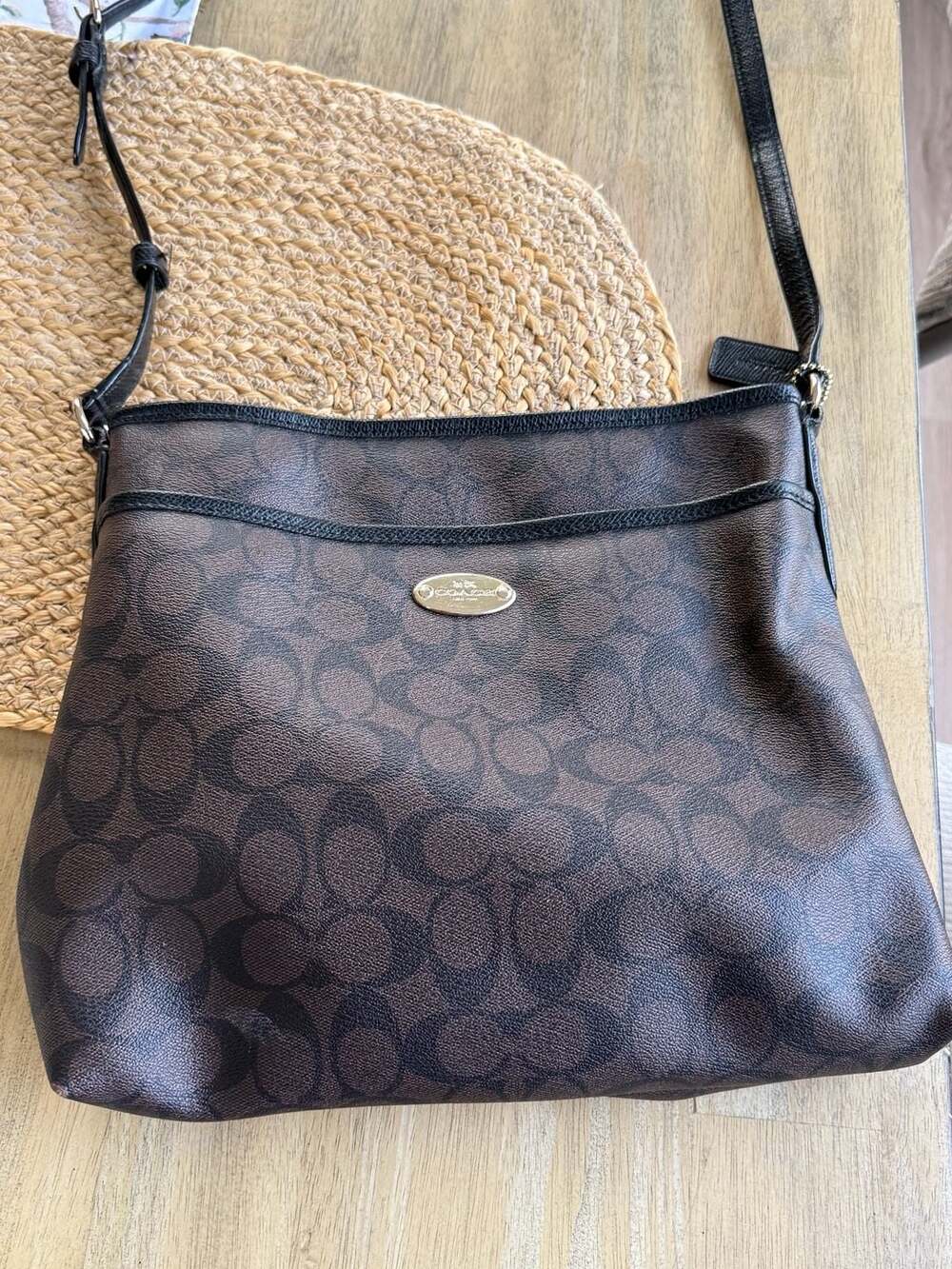 Coach Shoulder Bag - Brown Shoulder Bags, Handbags - CCH111200